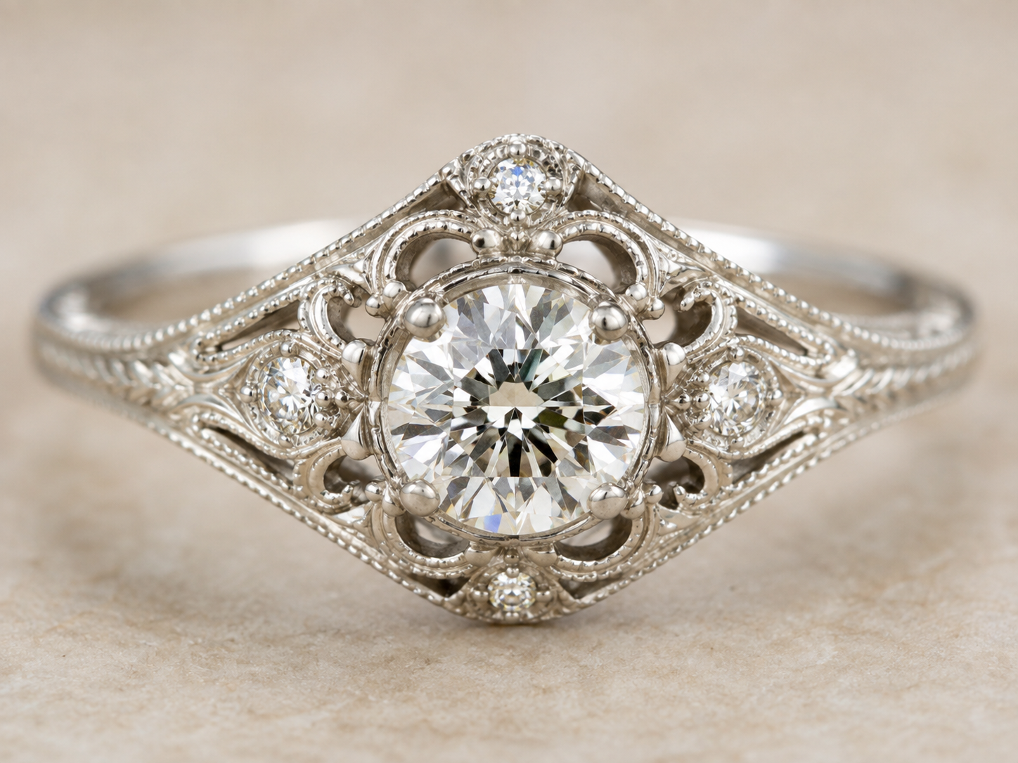 Antique-style diamond filigree estate ring